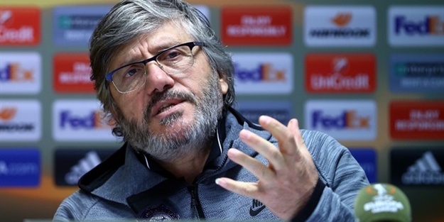 Karşıyaka Mustafa Reşit Akçay'a emanet!