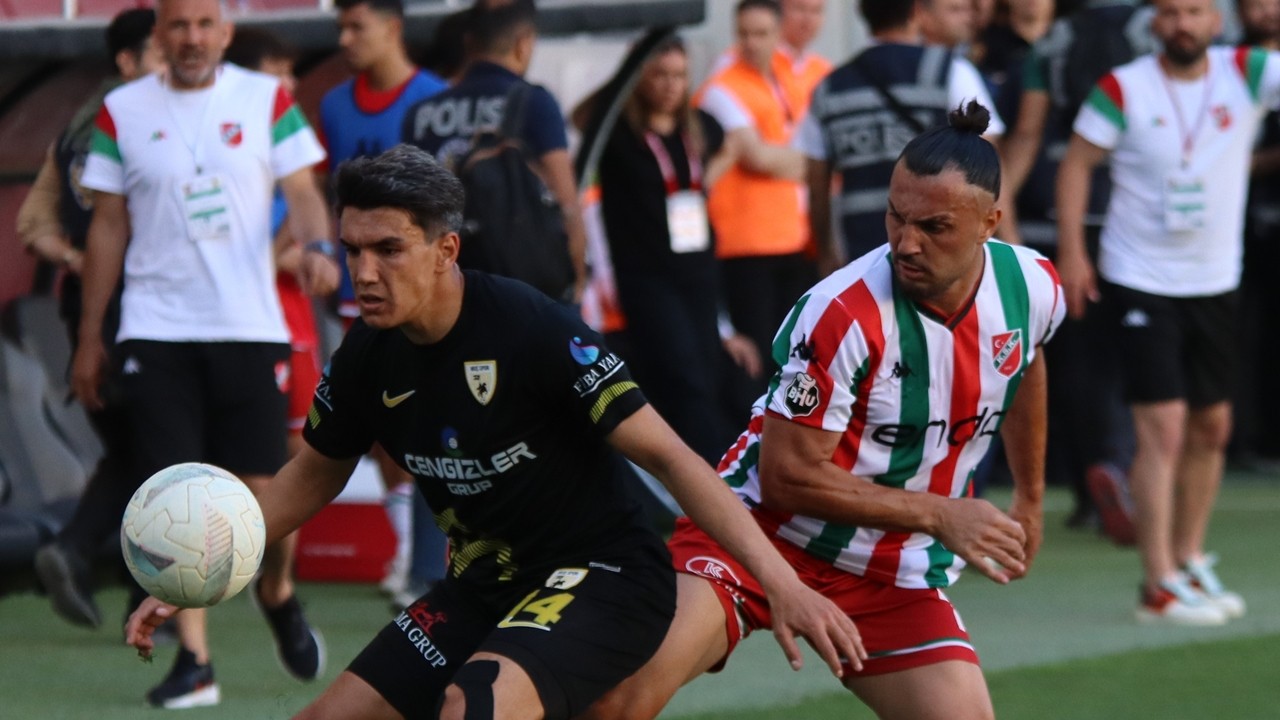 Karşıyaka, play-off yarı finalinde Muşspor’a elendi