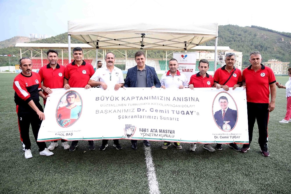 Karşıyakalı masterler sahaya çıktı 