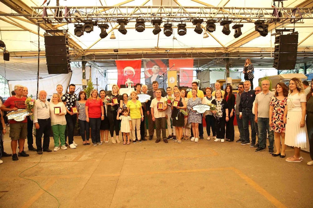 Karşıyaka’nın en güzel balkon ve bahçeleri ödül getirdi 