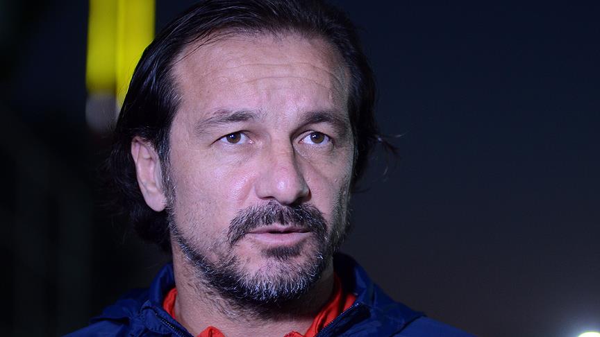 Karşıyaka'nın teknik direktörü Yusuf Şimşek istifa etti