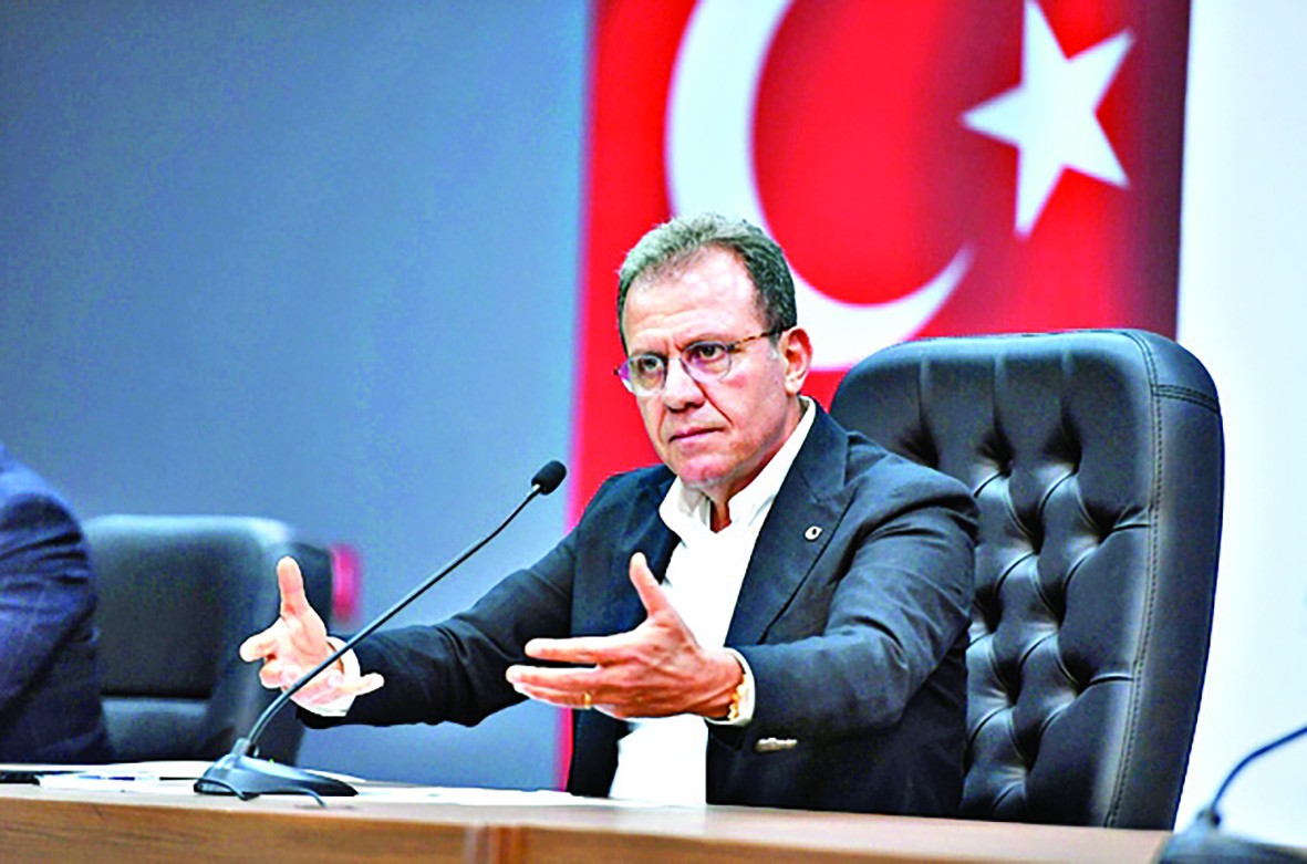 ‘Karşıyım’ dedi 3 üst geçit için ihaleye çıktı