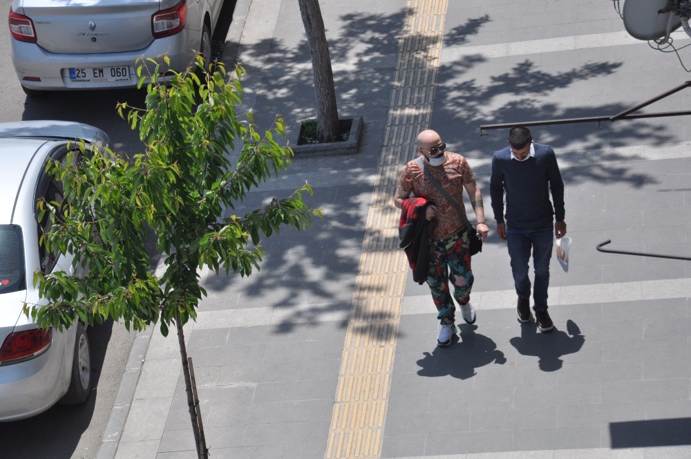 Kars’ta 8 cadde ve 3 mahallede maskesiz gezmek yasak! 