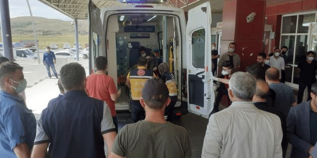 Kars'ta askeri araç devrildi! Acı haberler peş peşe geldi