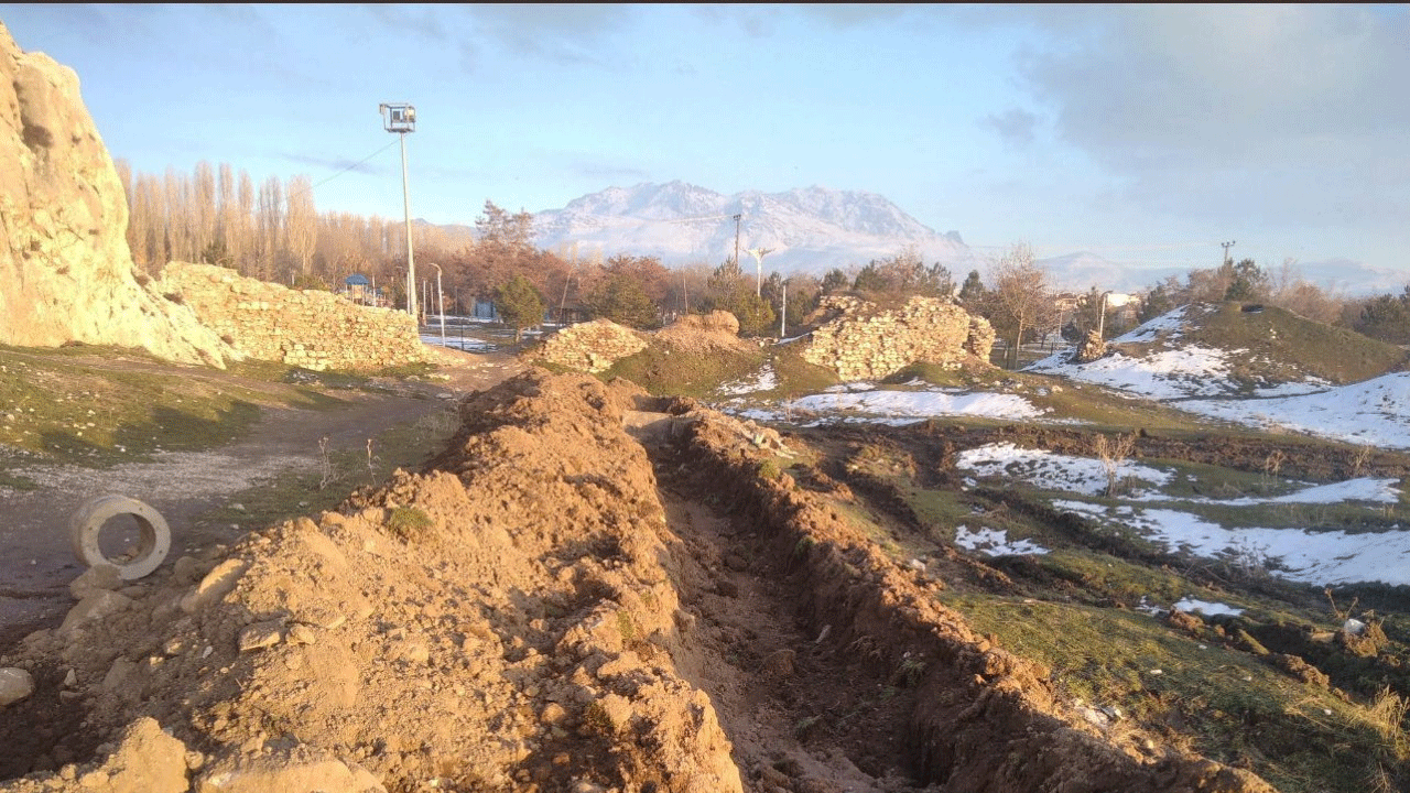 Kars’ta aydınlatma çalışmalarıyla köyler ışıl ışıl oldu!