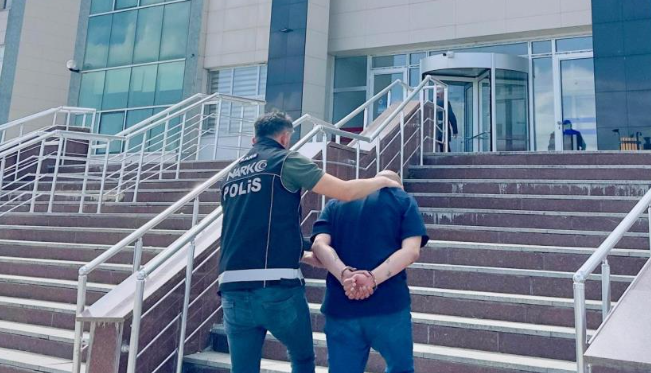 Kars’ta bir uyuşturucu taciri yakalandı