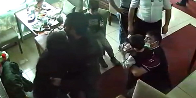 'Hayat kurtaran' haber! Boğazına et kaçan çocuk böyle kurtarıldı