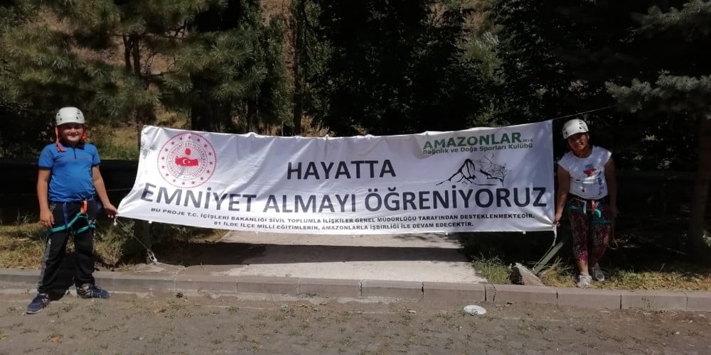 Kars’ta, “Hayatta Emniyet Almayı Öğreniyoruz” kampı 