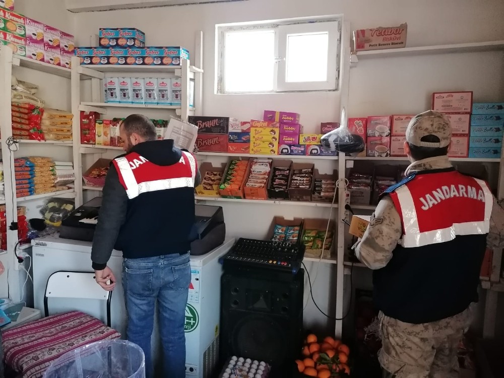 Kars’ta jandarma duman uygulaması yaptı 