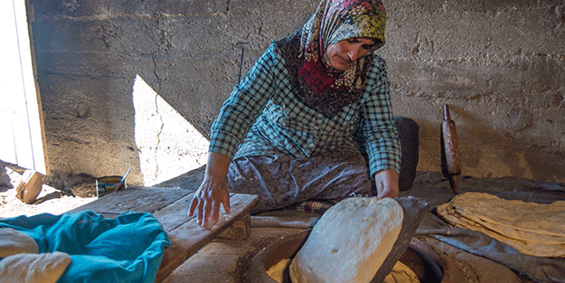 Soğuk havaya rağmen tandır...