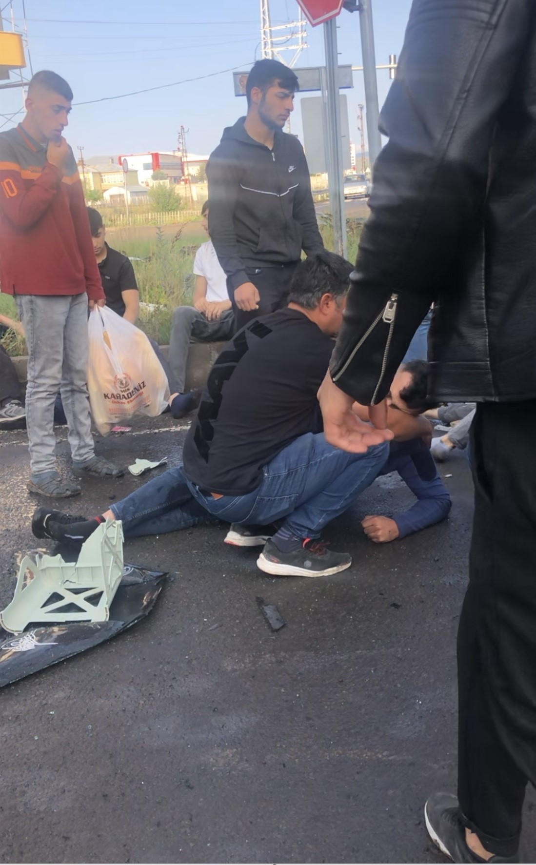 Kars'ta kazada can pazarı.