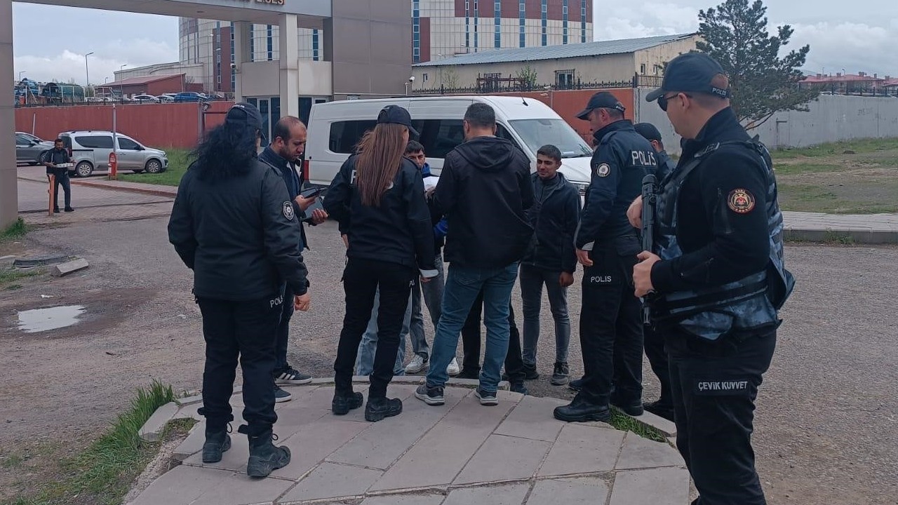 Kars’ta okul çevrelerinde güvenlik önlemleri sıkılaştırıldı