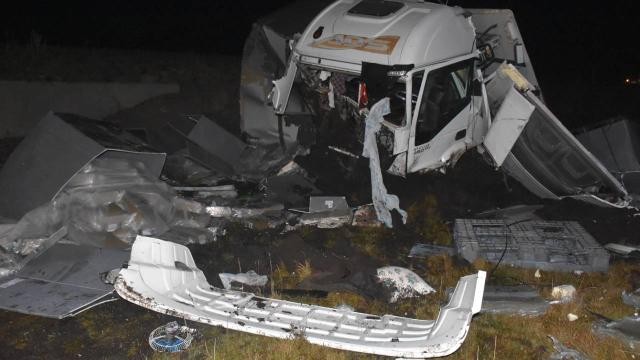 Kars’ta trafik kazası: 1 ölü, 1 yaralı