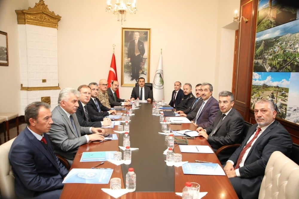 Kars’ta üniversite güvenlik koordinasyon toplantısı yapıldı 