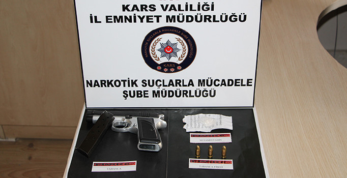 Kars’ta uyuşturucu operasyonu 3 gözaltı
