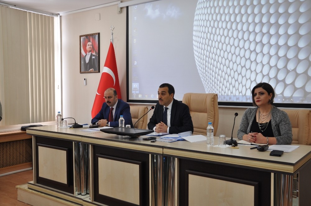 Kars’ta uyuşturucuyla mücadele toplantısı yapıldı 