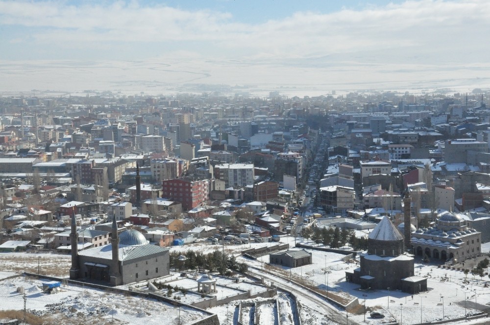 Kars’tan 19 yılda 40 bin 882 kişi göç etti 