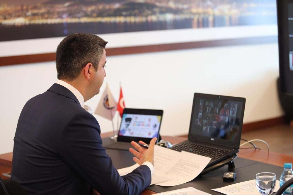 Kartal Belediyesi, Çocuk Meclisi’nin ilk toplantısını, 23 Nisan’da online gerçekleştirdi 