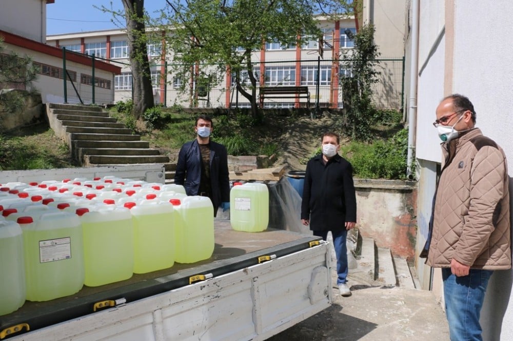 Kartal Belediyesi, Meslek Lisesinden 2 ton solüsyon satın aldı 