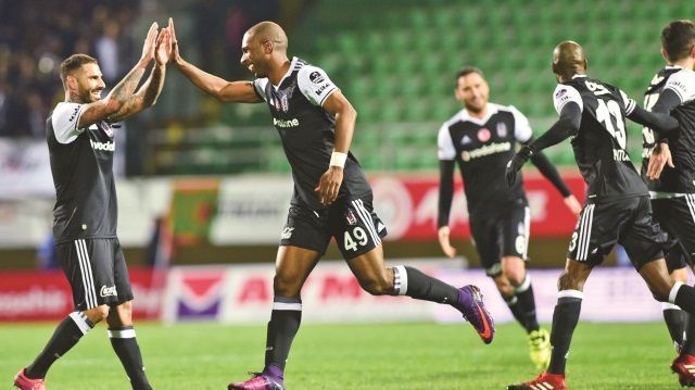 Kartal zirveye kondu