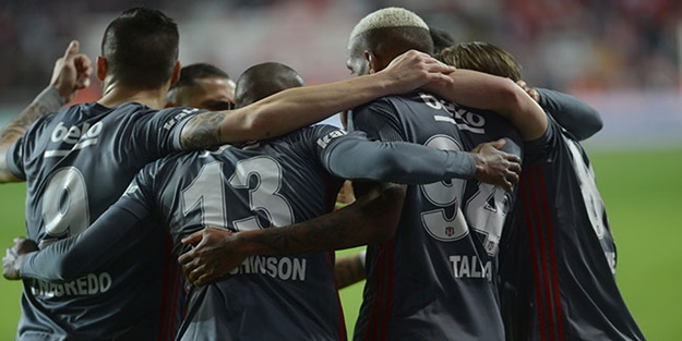 Kartal,Antalya deplasmanında kanatlandı