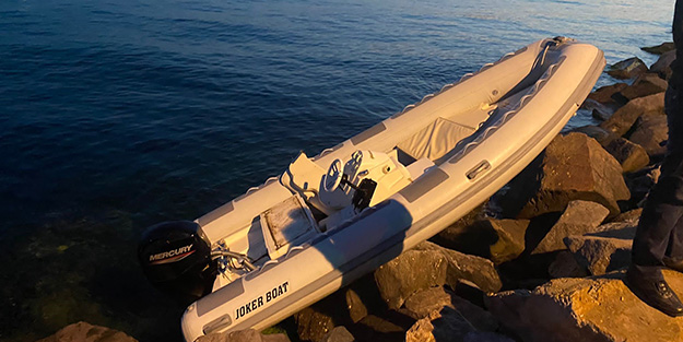 Kartal'da denize düşen 2 kişiden biri kayıp!