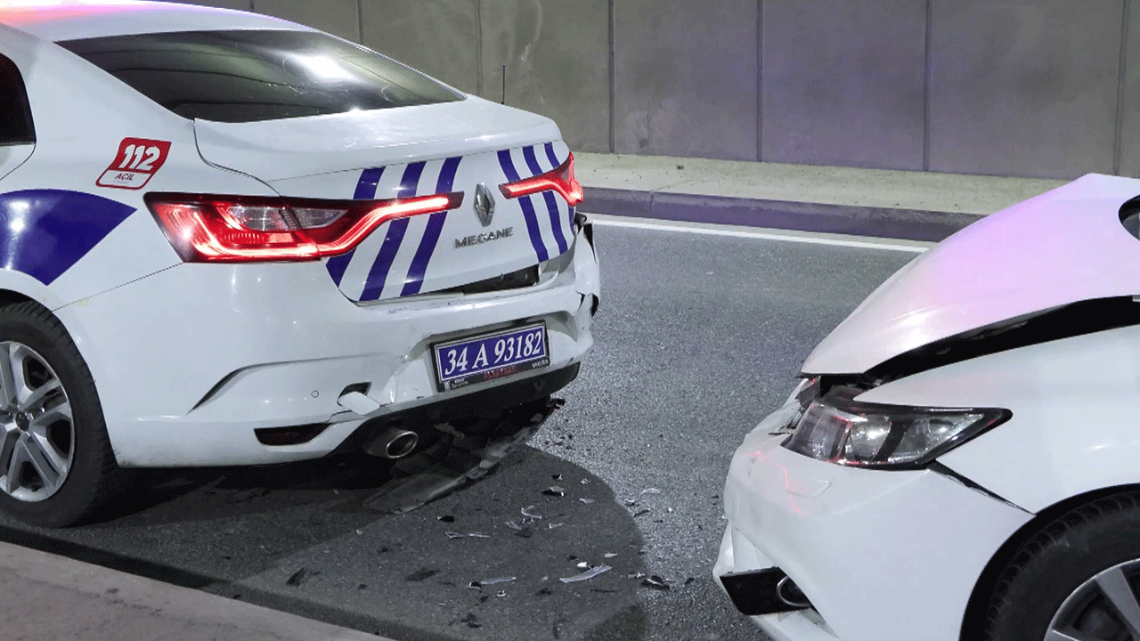 Kartal'da polis aracının da karıştığı zincirleme kaza