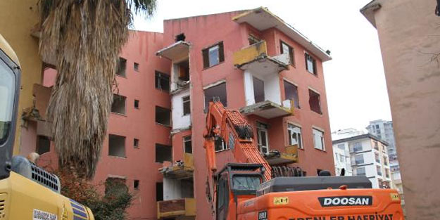 Kartal'da yerinde dönüşüm yıkımları başladı