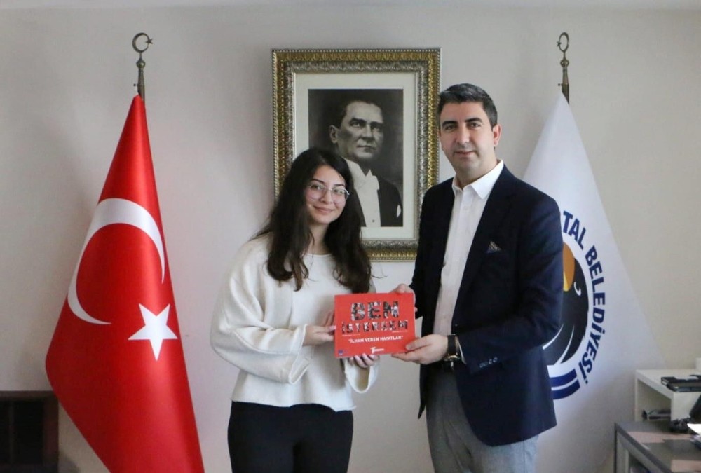 Kartallı Stanford Öğrencisi Neval Çam’dan, Başkan Gökhan Yüksel’e ziyaret 