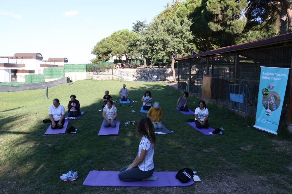 Kartallılar yazı fit yaşıyor 