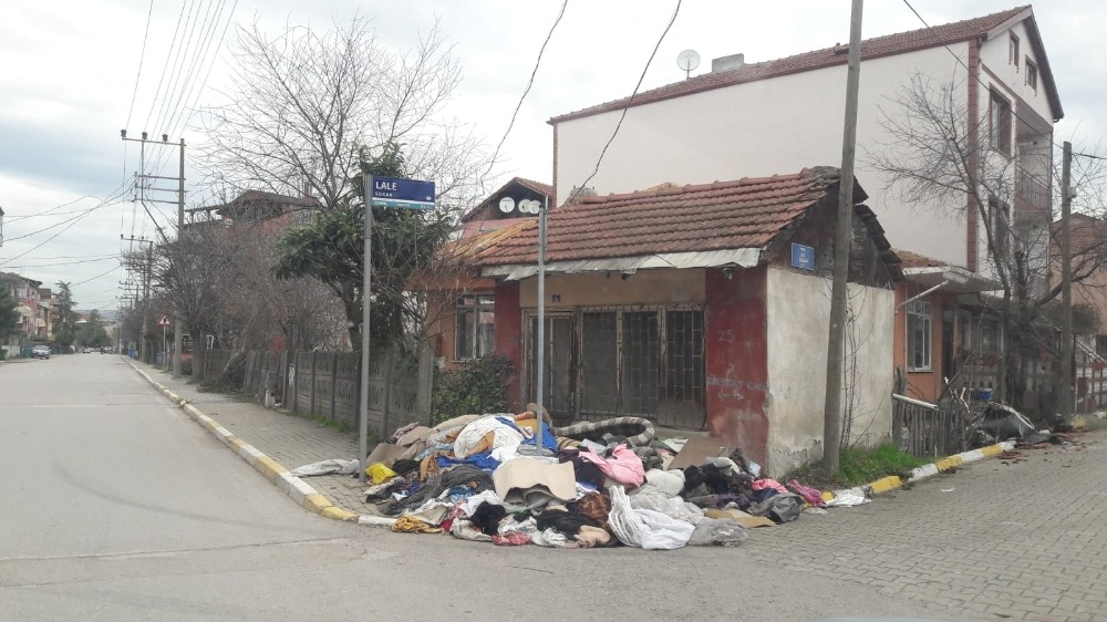 Kartepe Belediyesi’nden tekstil atığı uyarısı 