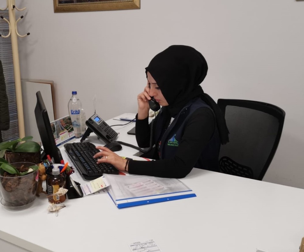 Kartepe’de yaşlıların yardımına “Alo Evlat” ekipleri koşuyor 