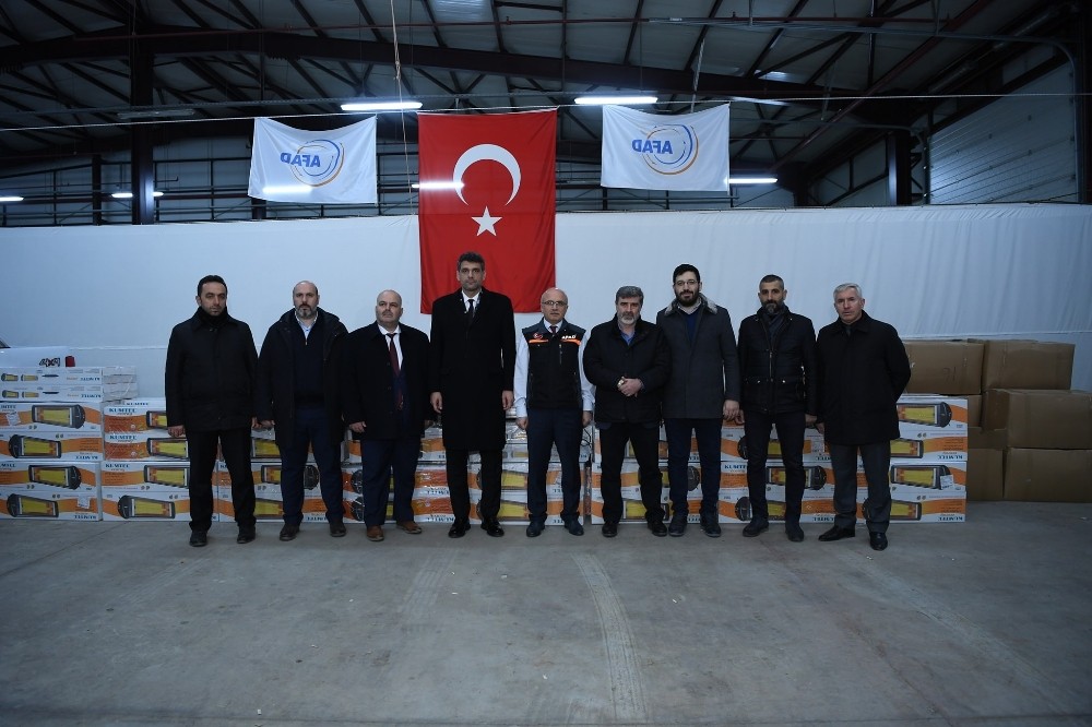 Kartepe’den Elazığ’a ısıtan yardım 