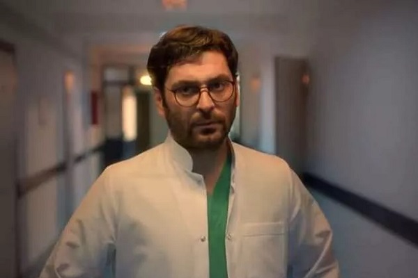 Kasaba Doktoru konusu ne? Kasaba Doktoru uyarlama mı?