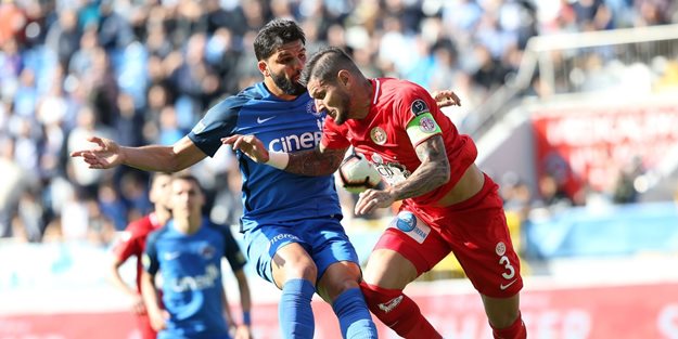 Kasımpaşa, Antalyaspor'a evinde yenildi