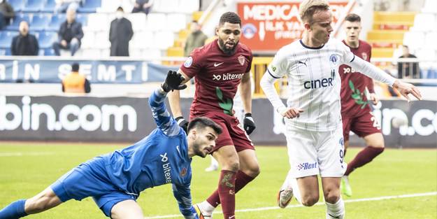 Kasımpaşa evinde Hatay'ı devirdi