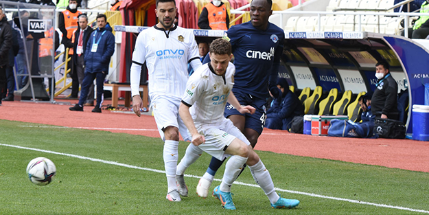 Kasımpaşa maçı 3 dakikada yendi