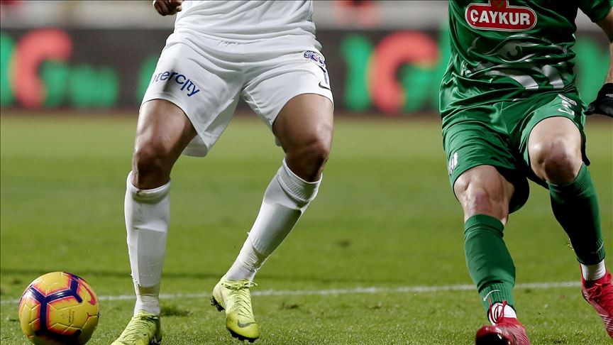 Kasımpaşa, Süper Lig'de yarın Çaykur Rizespor'la oynayacak