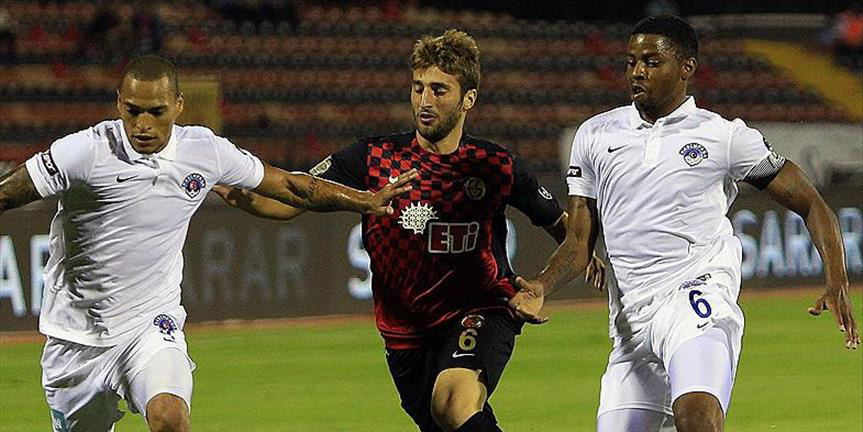 Kasımpaşa'dan deplasmanda bol gollü galibiyet