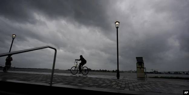 Kasırga sırasında Mississippi Nehri tersine aktı