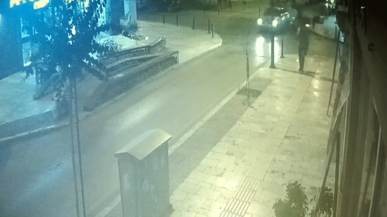 Kask hayat kurtardı! Manavgat'ta motosiklet kazası ucuz atlatıldı