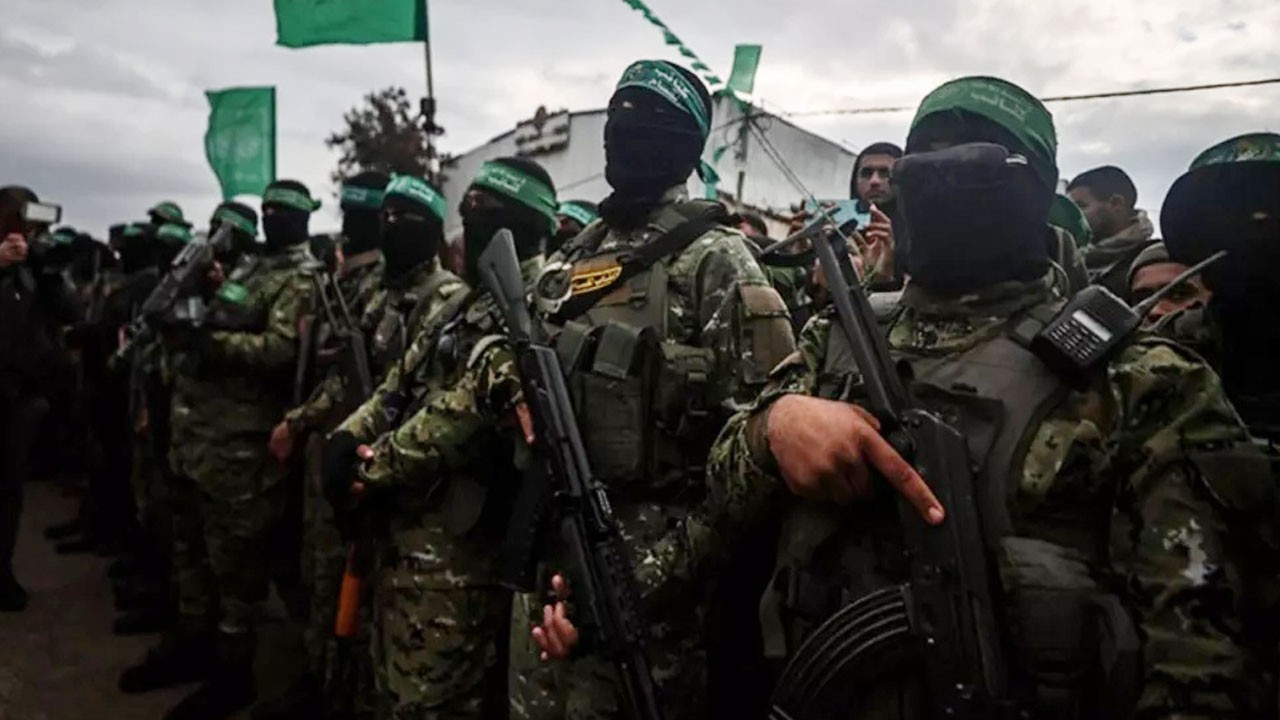 Kassam Komutanı Al-Shanbari ile oğlu, terörist İsrail saldırısında şehit oldu