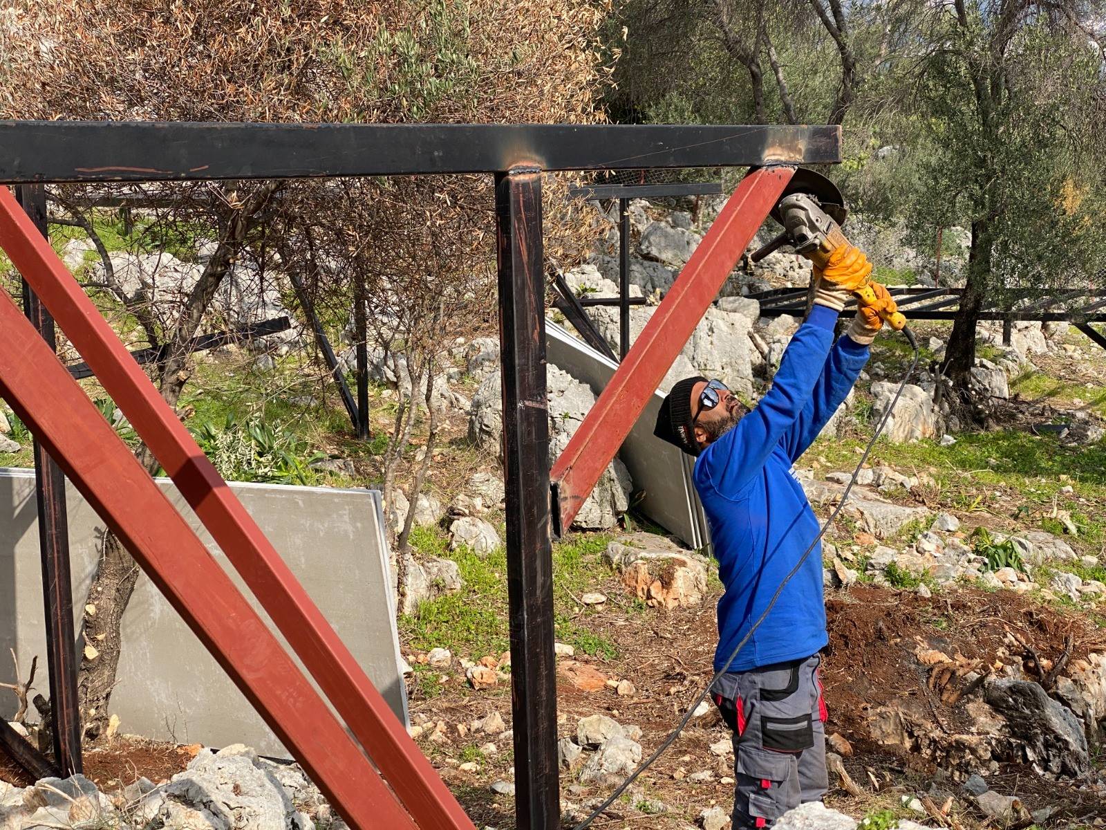 Kaş’ta kaçak yapıyla mücadele sürüyor