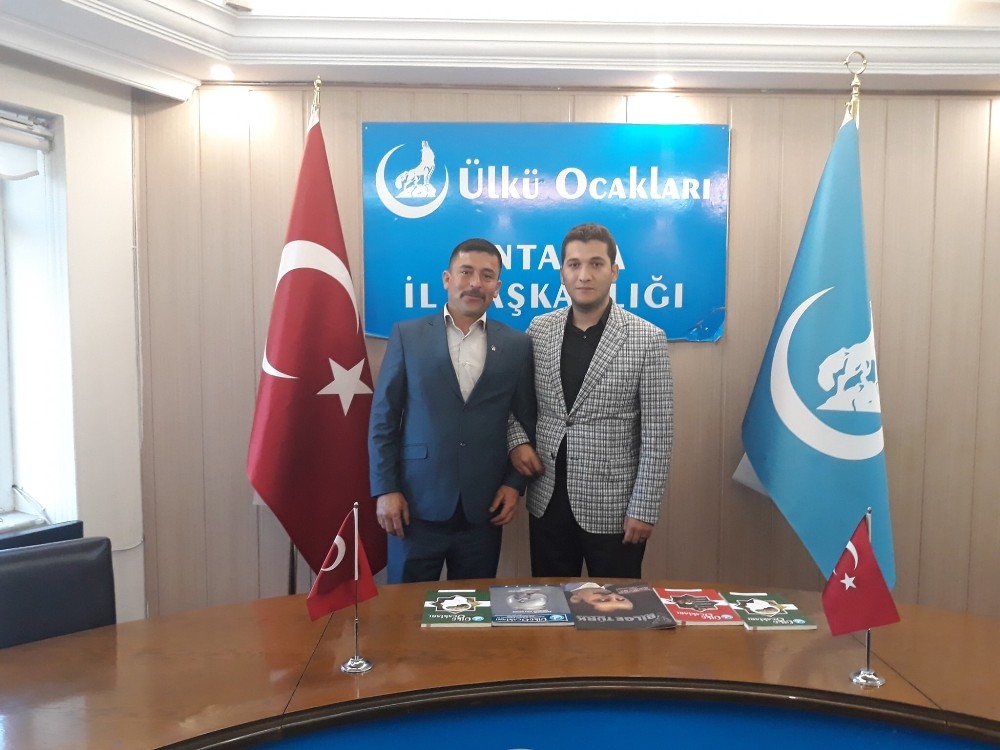 Kaş’ta Ülkü Ocakları açıldı 