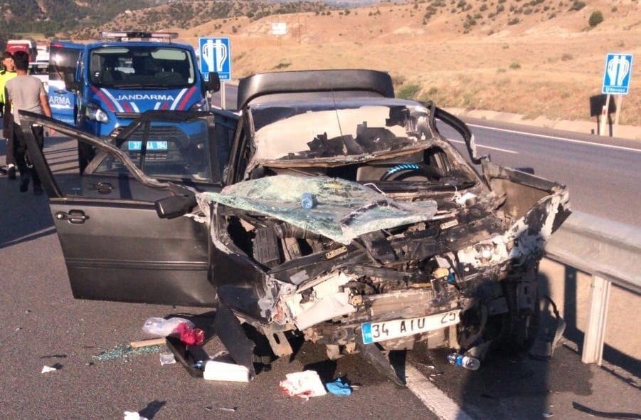 Kastamomonu’da bayram tatili yolunda kaza: 2‘si ağır 6 yaralı 