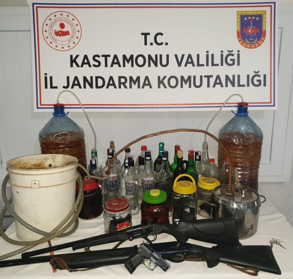 Kastamonu’da 55 litre sahte içki ele geçirildi 