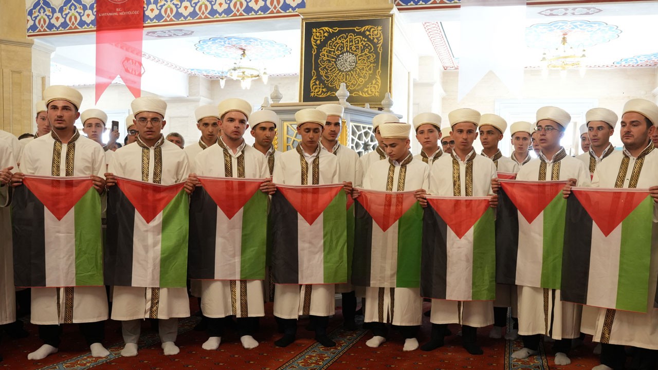 Kastamonu’da 61 öğrenci hafızlık icazeti aldı