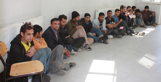 Kastamonu'da 67 kaçak yakalandı