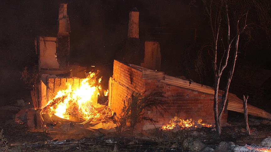 Kastamonu'da 8 ev kül oldu