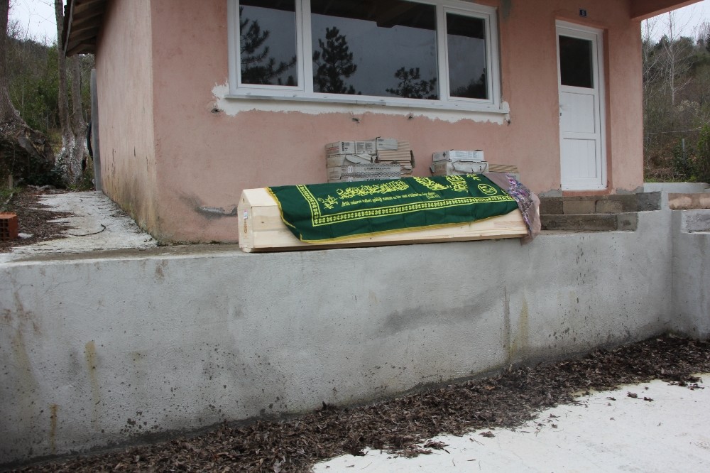 Kastamonu’da cenaze namazı jandarma kontrolünde kılındı 